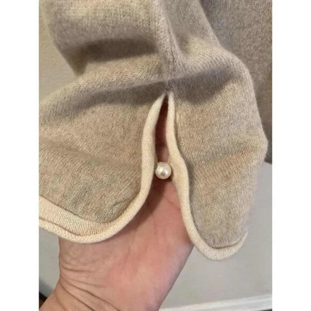 Cortland Park Cashmere Sweater‎ Beige Ruffle Neck Pearl Buttons Sz M Coquette - Picture 5 of 9